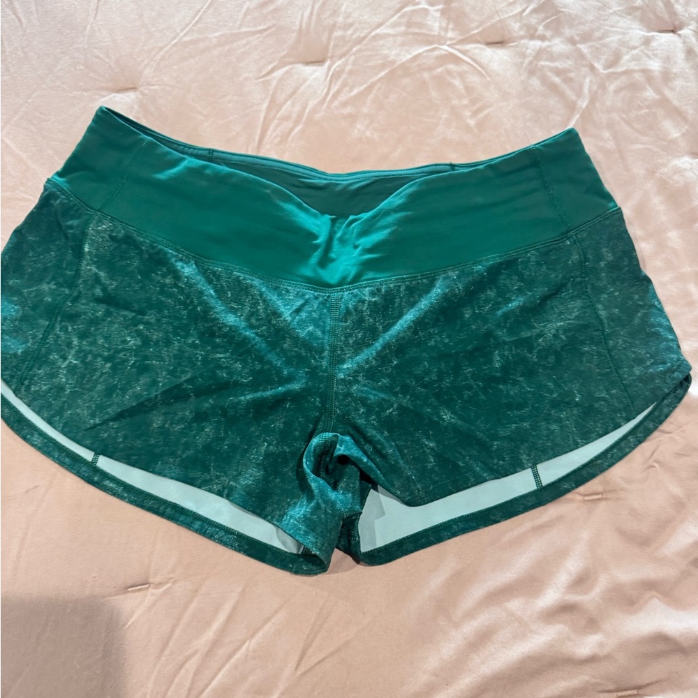 Lulu speed short 2.5” size 6 green